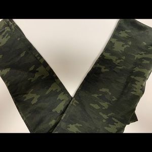 Spanx Look at me now green camo leggings
